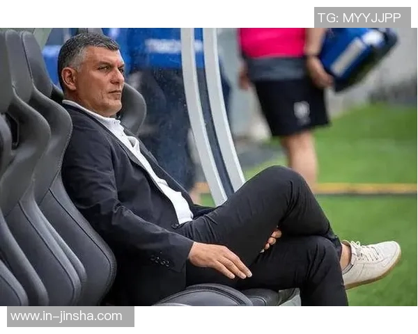 武里南联主帅强调不轻视申花尽管其排名较低的决心与信心